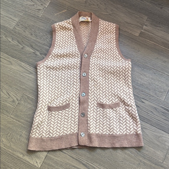 Golden Horse | Vintage 100% Virgin Wool Brown and Cream Knit Vest Size XXL - Picture 1 of 13